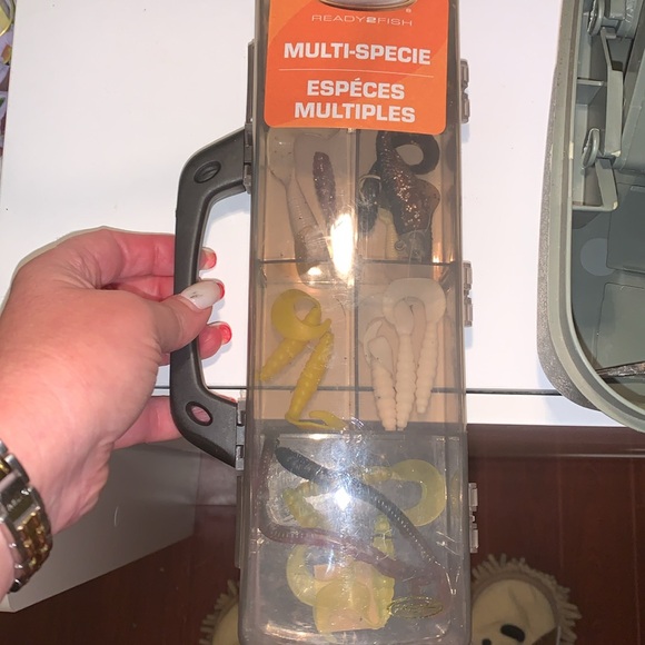 Vintage Plano tackle box loaded with bait, lures etc - Picture 9 of 10